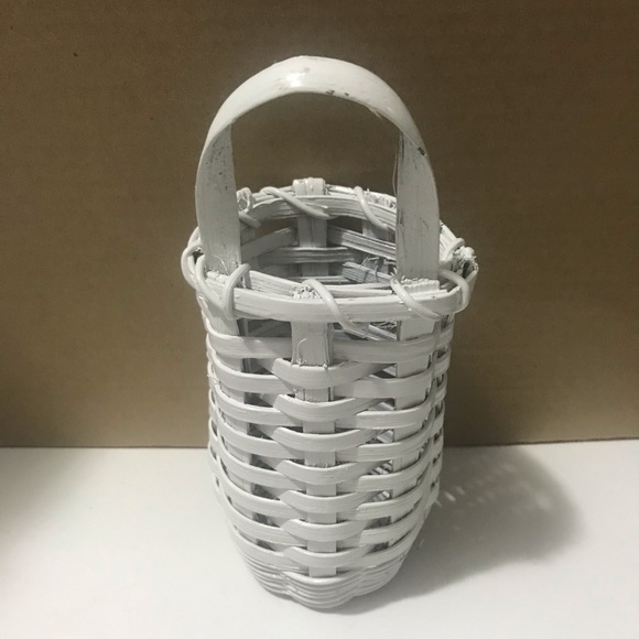 Vintage Wicker Hanging Basket - Picture 3 of 4